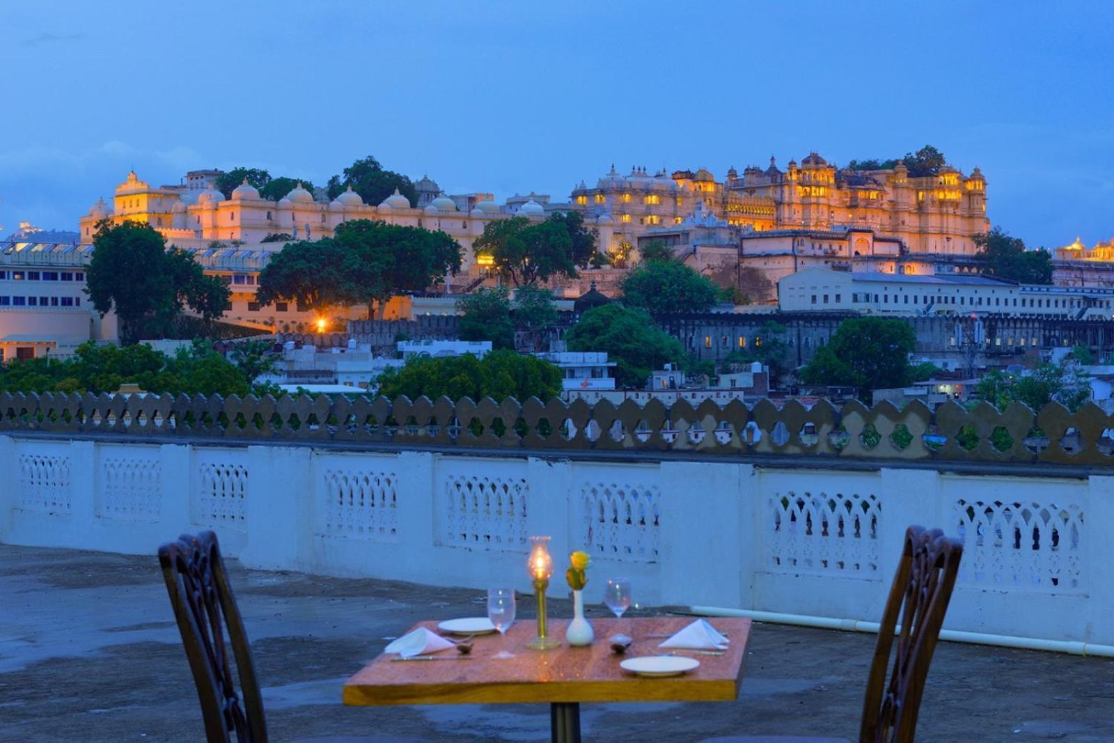 Aaram Mahal By Pachar Group Hotel Udaipur Buitenkant foto